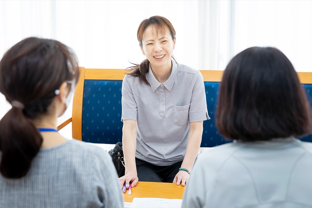相談課主任（生活相談員）伊藤 しほさん